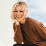 Sadie Robertson is speaking at The Global Leadership Summit 2020.